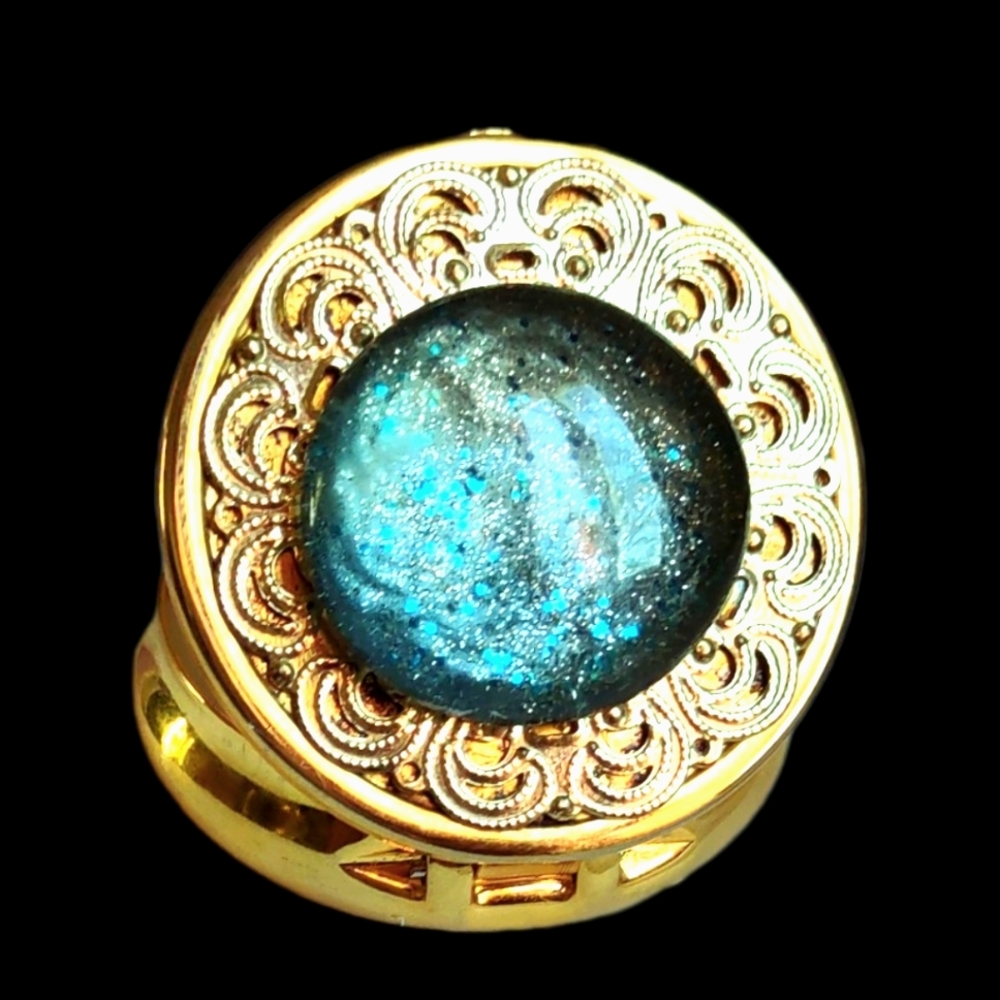 Vintage Gold Hinged Pill Box Case